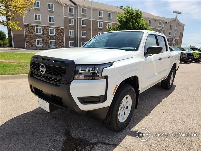 New 2026 QAK Glacier WH Nissan S 4x4 Crew Cab 5 ft. box 126 in. WB image 1