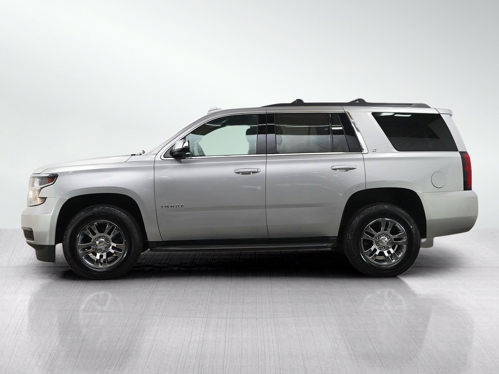 Used 2020 Chevrolet Tahoe LT with VIN 1GNSKBKC1LR207834 for sale in White Bear Lake, Minnesota