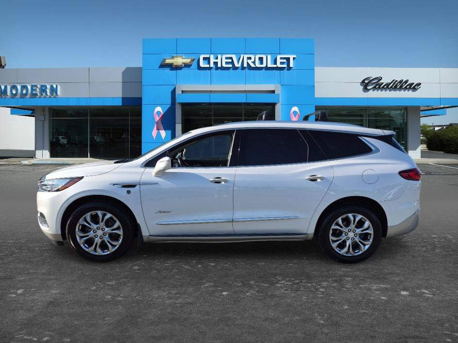Certified Used 2019 Includes Satin Nickel lower exterior accent color.) Buick Avenir image 2