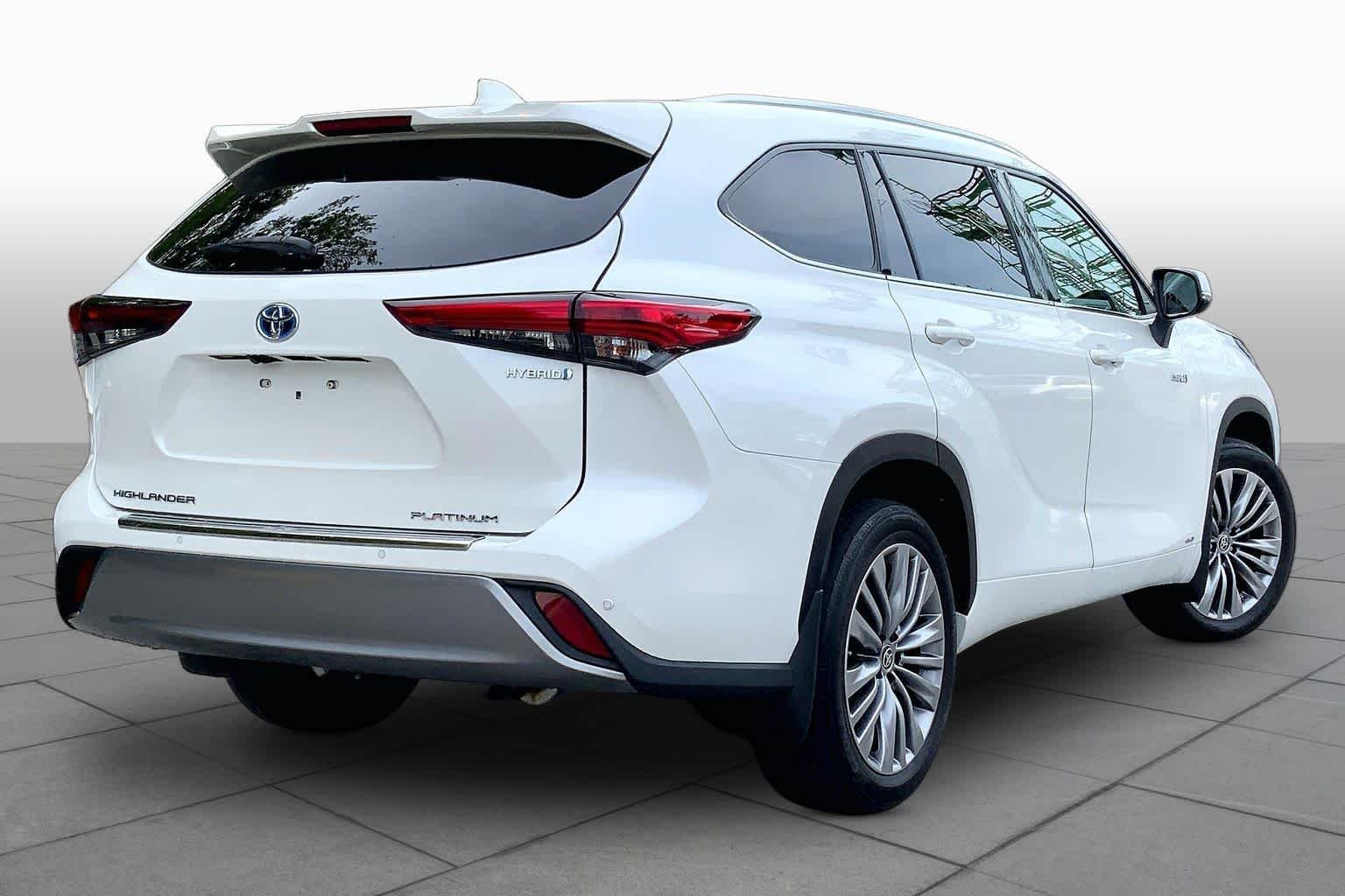Used 2021 Blizzard Pearl Toyota Hybrid Platinum image 13