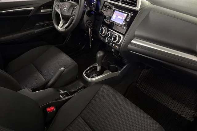 Used 2019 Lunar Silver Metallic Honda LX image 21