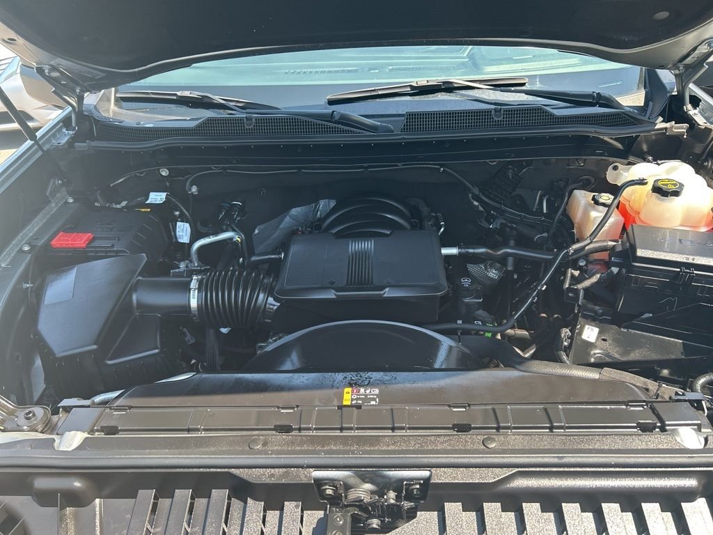 Used 2025 Gray Chevrolet LT image 10