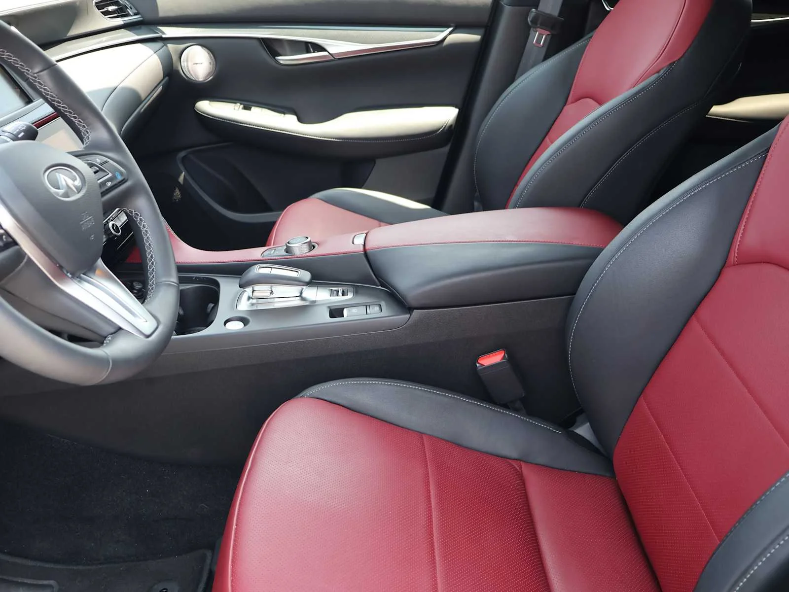 Certified Used 2025 Slate Gray INFINITI SPORT image 14