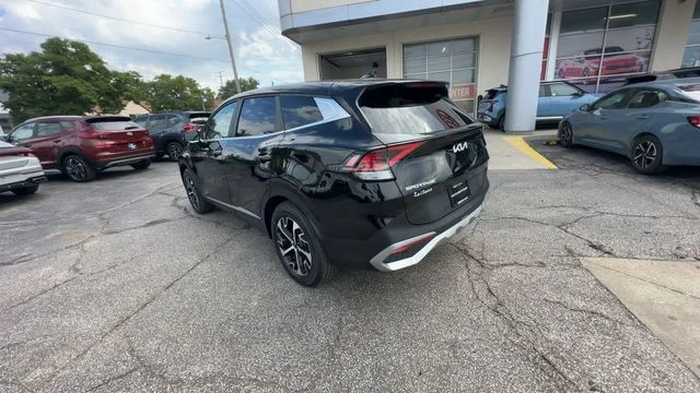 Used 2023 Black Kia EX image 7