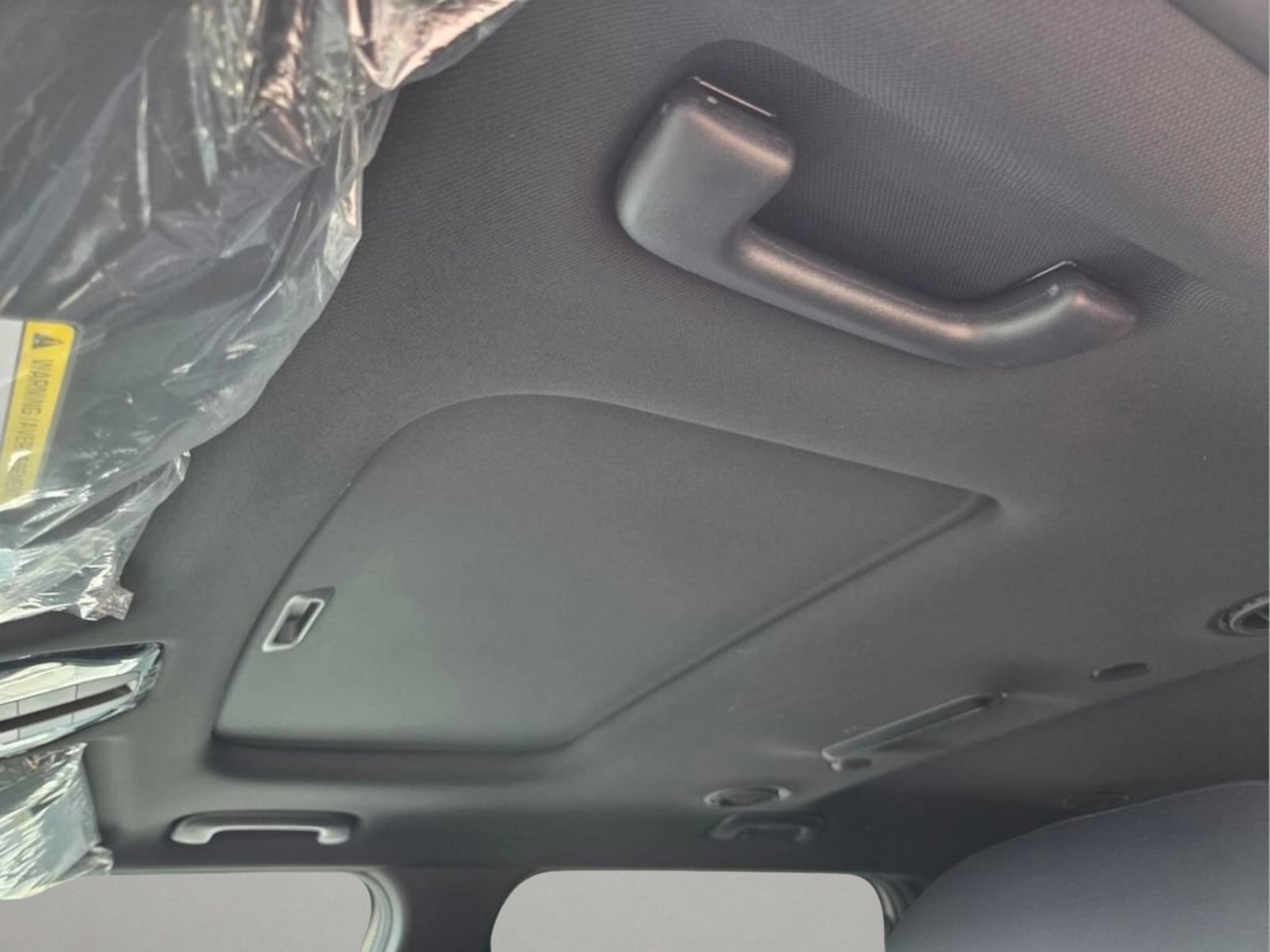 New 2027 Ivory Silver Kia EX image 9