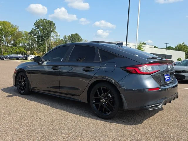 Used 2025  Honda Sport image 5