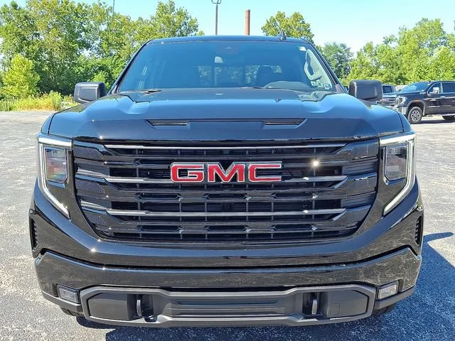 New 2026 Onyx Black GMC Elevation image 2