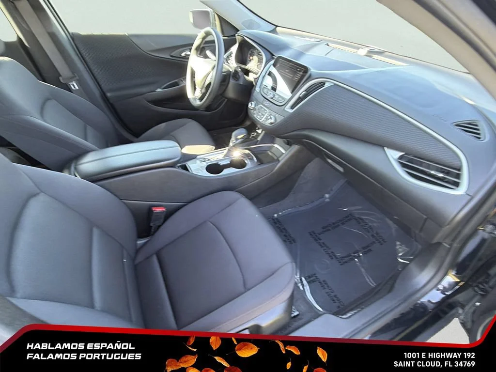 Used 2025 Mosaic Black Metallic Chevrolet 1LT image 27