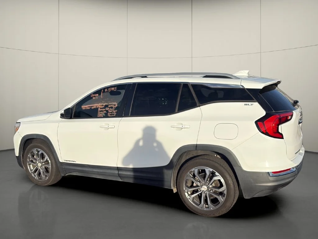 Used 2018 White GMC SLT image 5