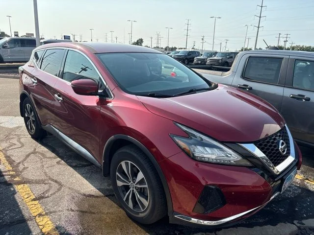 Used 2019 Cayenne Red Pearl Metallic Nissan S image 2