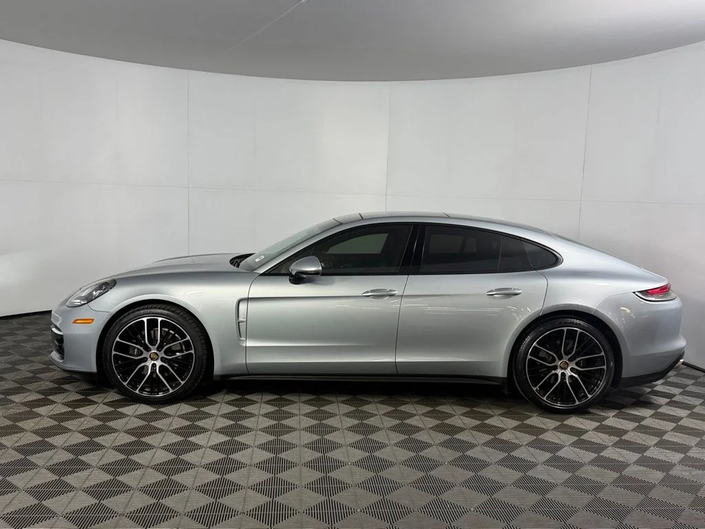 Certified Used 2023 Silver Porsche  image 9