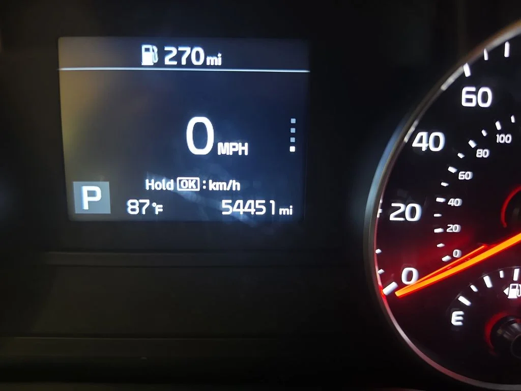 Certified Used 2022 White Kia LX image 23