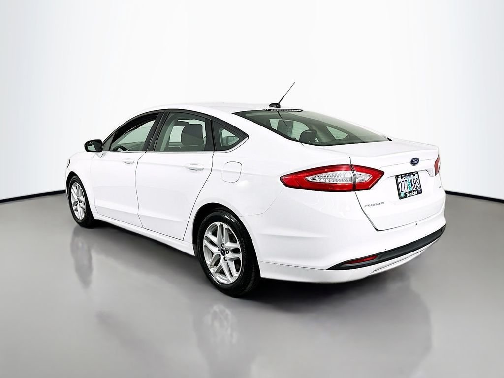 Used 2016 Oxford White Ford SE image 6