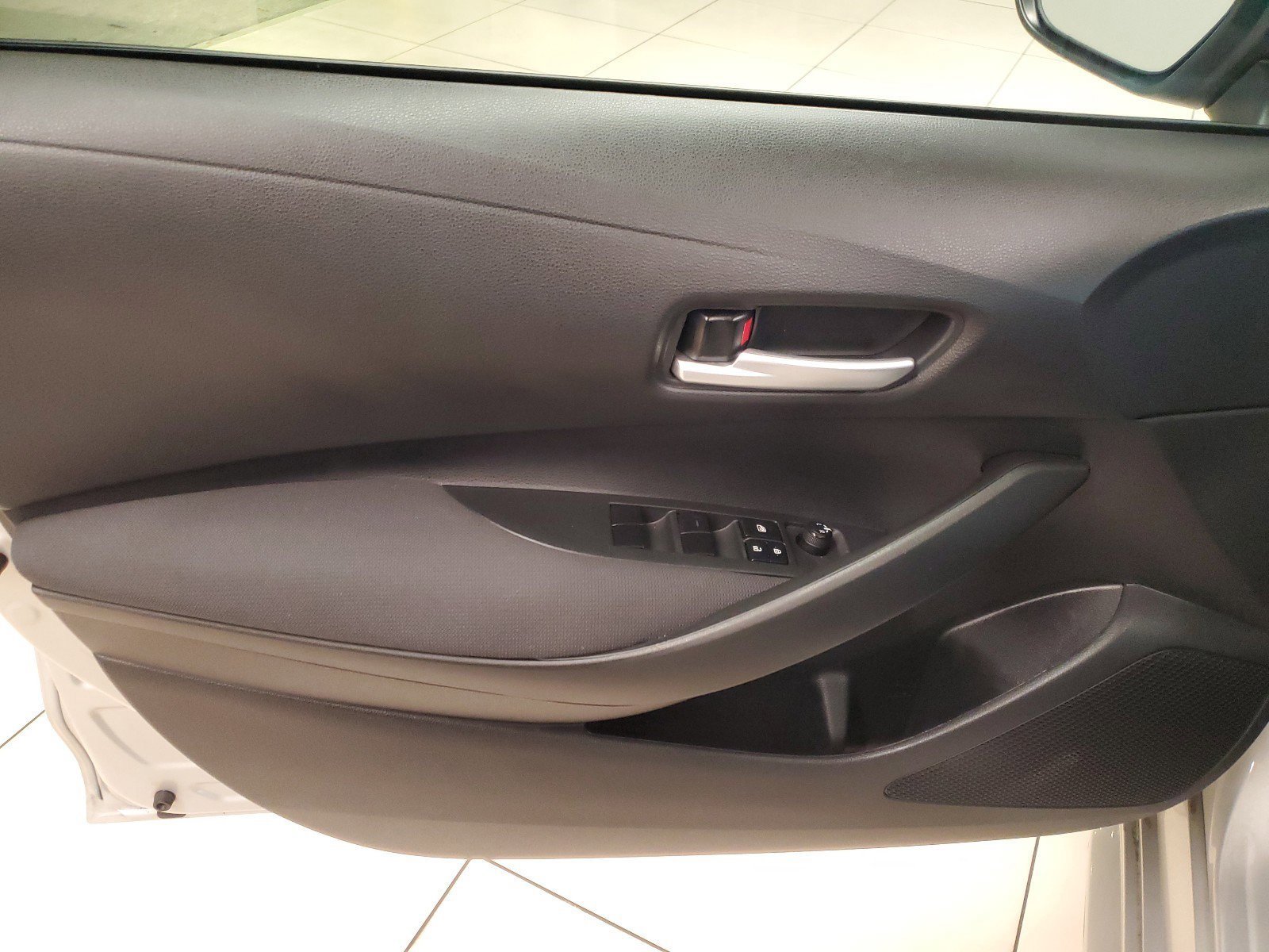 Used 2021 Classic Silver Metallic Toyota LE image 20