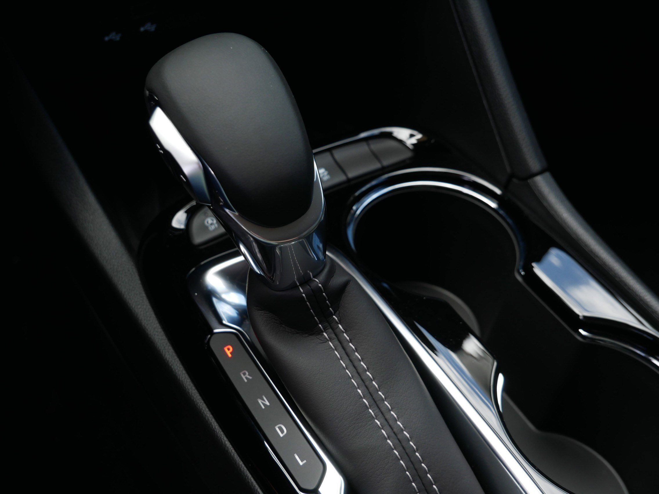 2026 Buick Encore GX Sport Touring - Photo 9