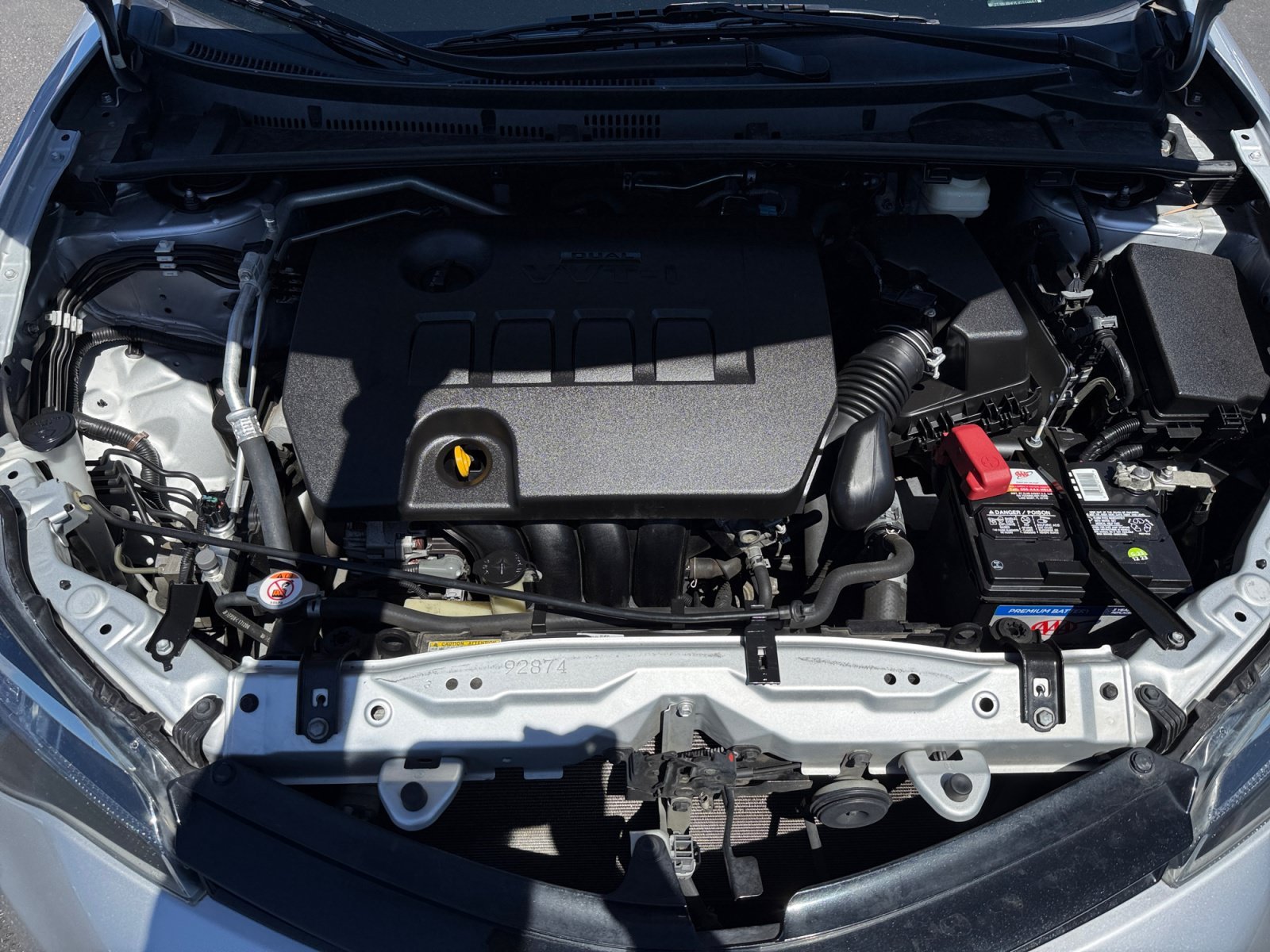 Used 2018 Classic Silver Metallic Toyota LE image 20