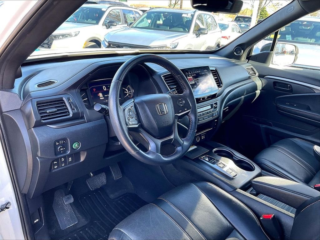 Used 2023 White Honda TrailSport image 8
