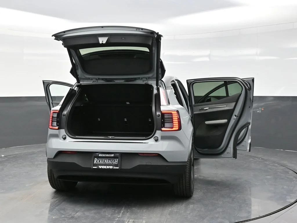 New 2026 Vapour Grey Volvo Twin Motor Performance Plus image 39