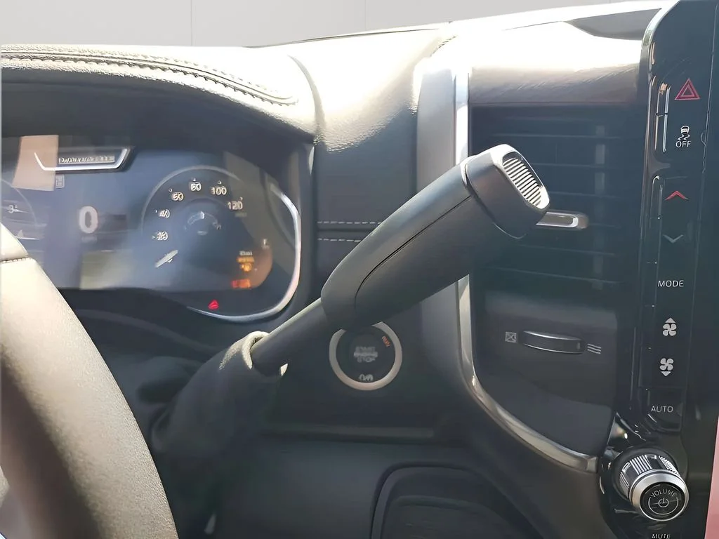 2025 RAM 2500 Laramie - Photo 28