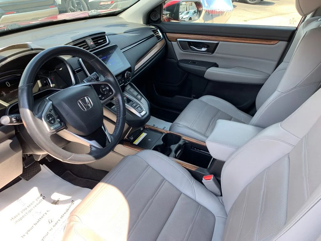 Used 2022 Red Honda Touring image 11