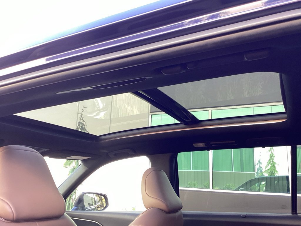 Certified Used 2025 Blue Toyota MAX Platinum image 3