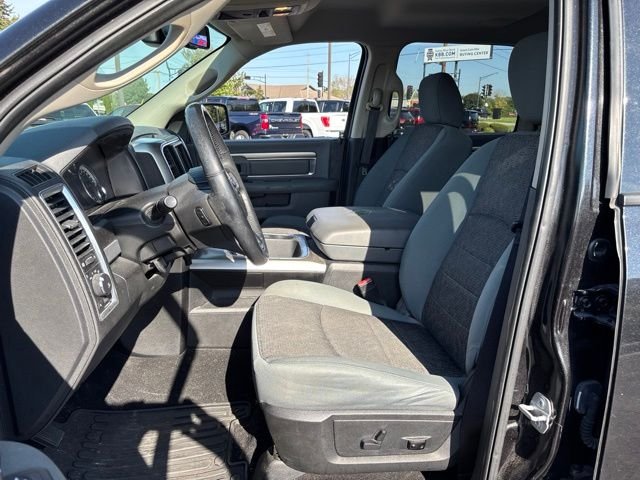 Used 2018 Brilliant Black Crystal Pearlcoat Ram Harvest image 12