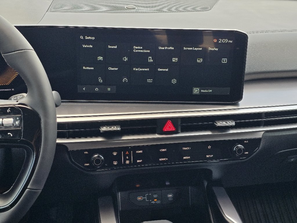 2026 Kia Sorento LX - Photo 8