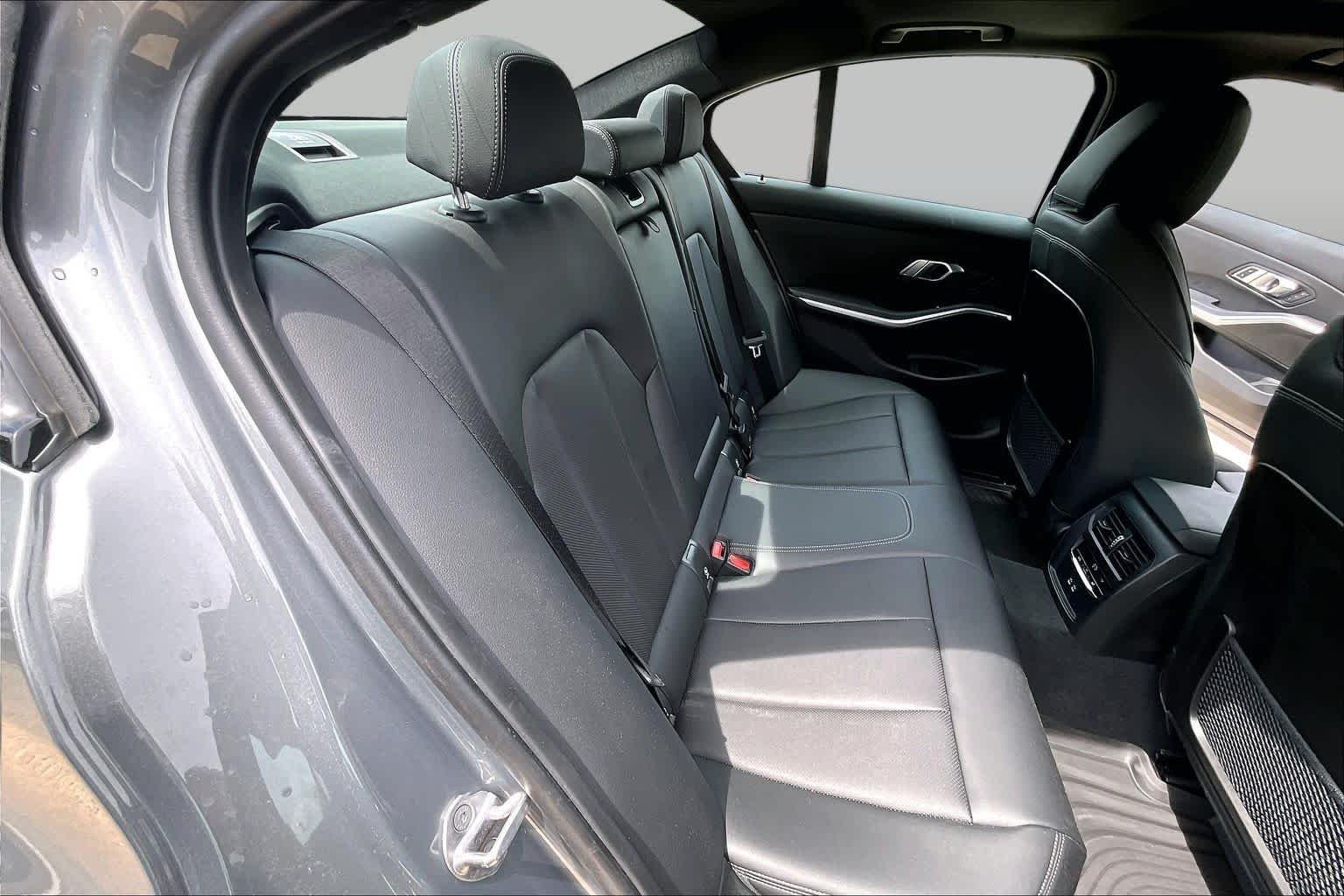 Used 2023 Skyscraper Grey Metallic BMW 330i image 20