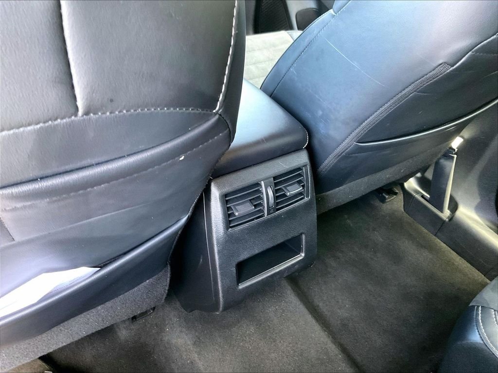 Used 2024 Red Mitsubishi SE image 29