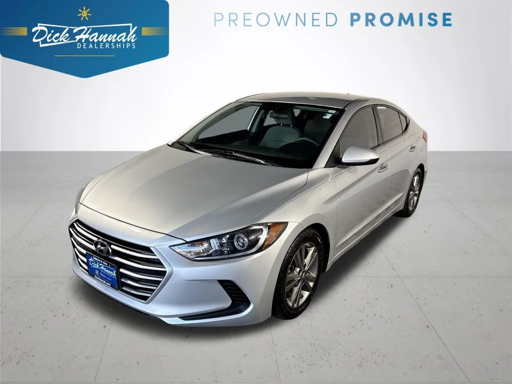 Used 2017 Silver Hyundai SE image 1