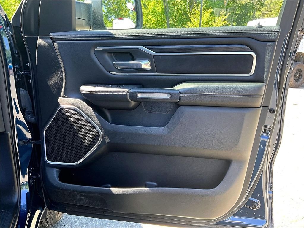 Used 2023 Blue Ram Laramie image 19