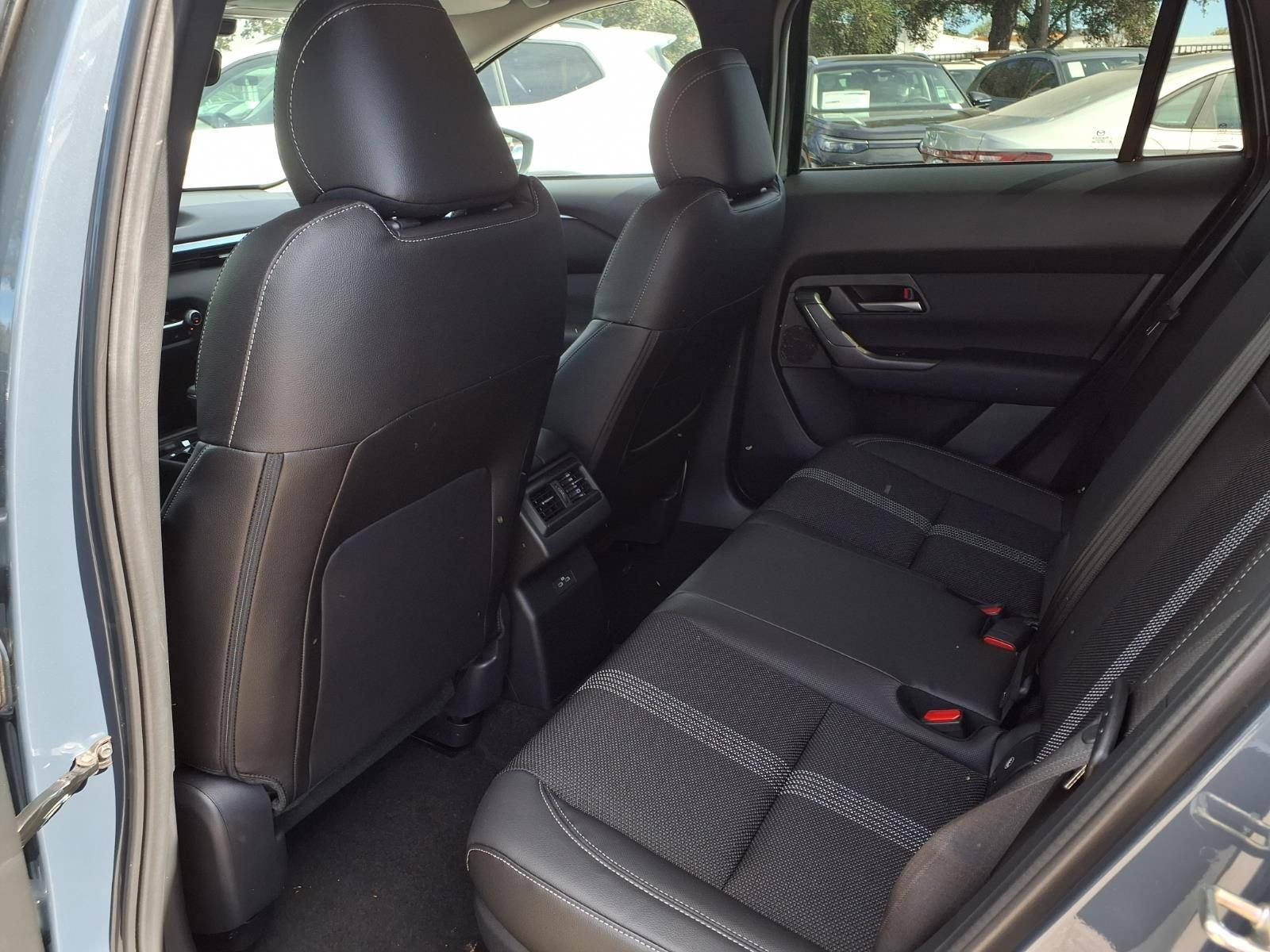 2026 Mazda CX-50 Preferred - Photo 18