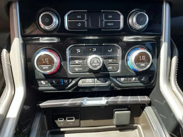 Certified Used 2024 Onyx Black GMC Denali image 34