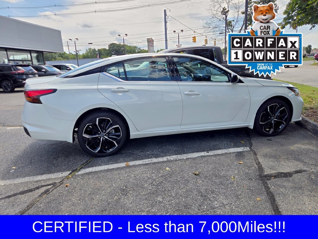 Used 2025 White Nissan 2.5 SR image 12