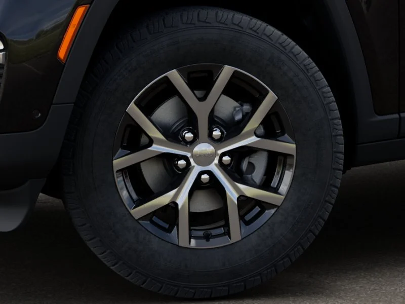 New 2025 Diamond Black Crystal Pearlcoat Jeep Limited image 47