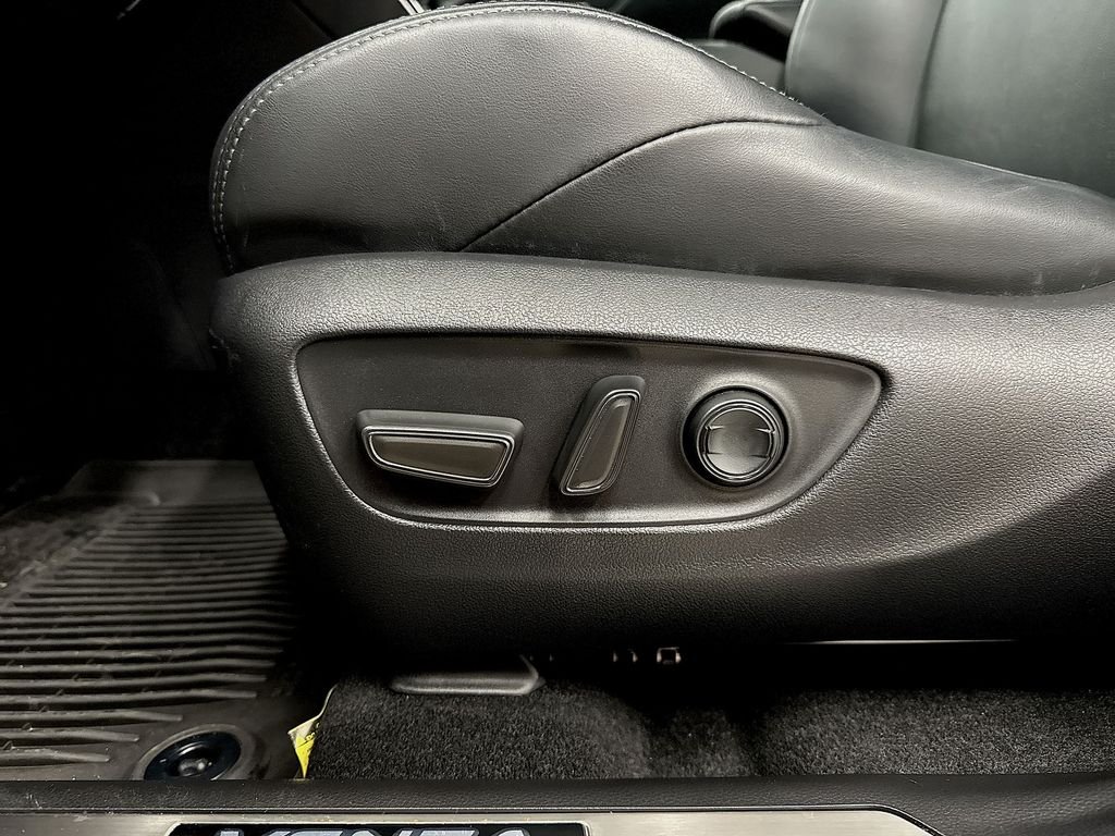 Used 2023 Silver Toyota XLE image 13
