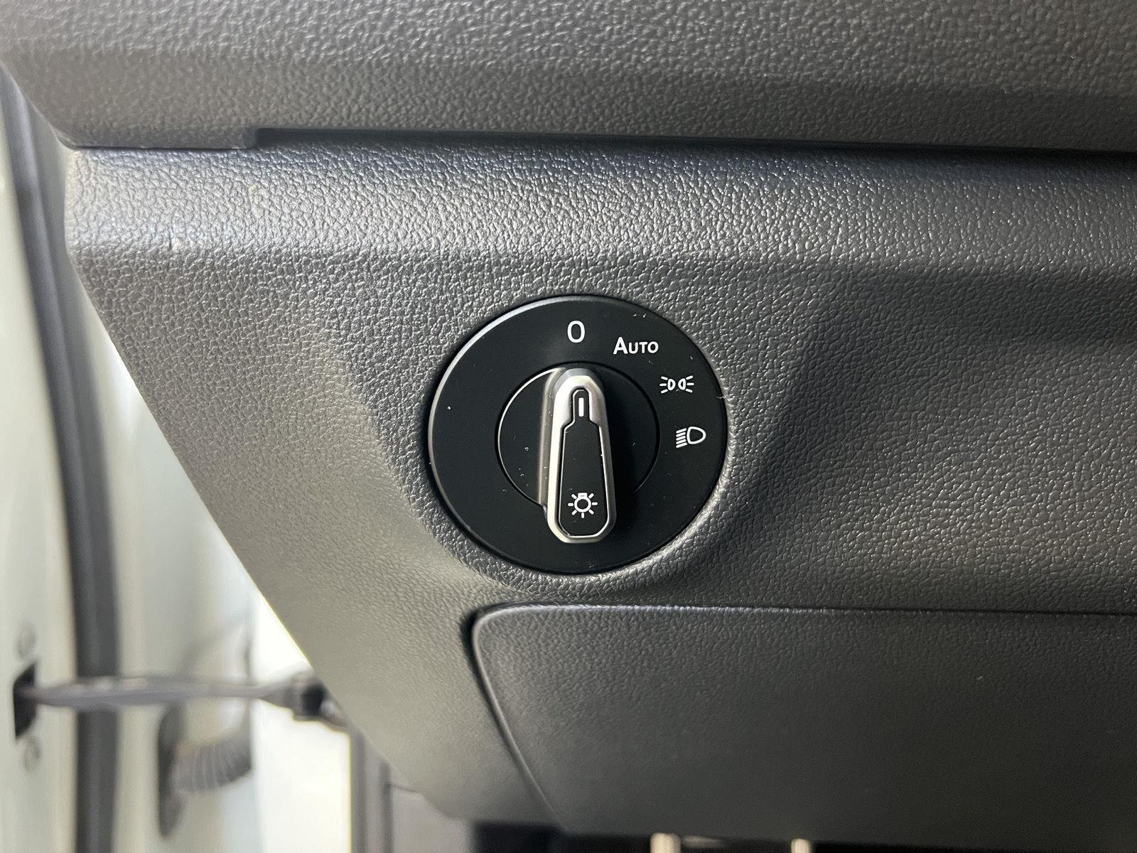 2024 Volkswagen Jetta Sport - Photo 14
