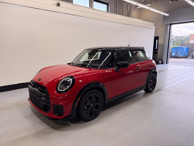 ミニジープ　レッド New 2027 MINI 2 Door Coupe in Golden Valley #MZ06219 | Motorwerks MINI