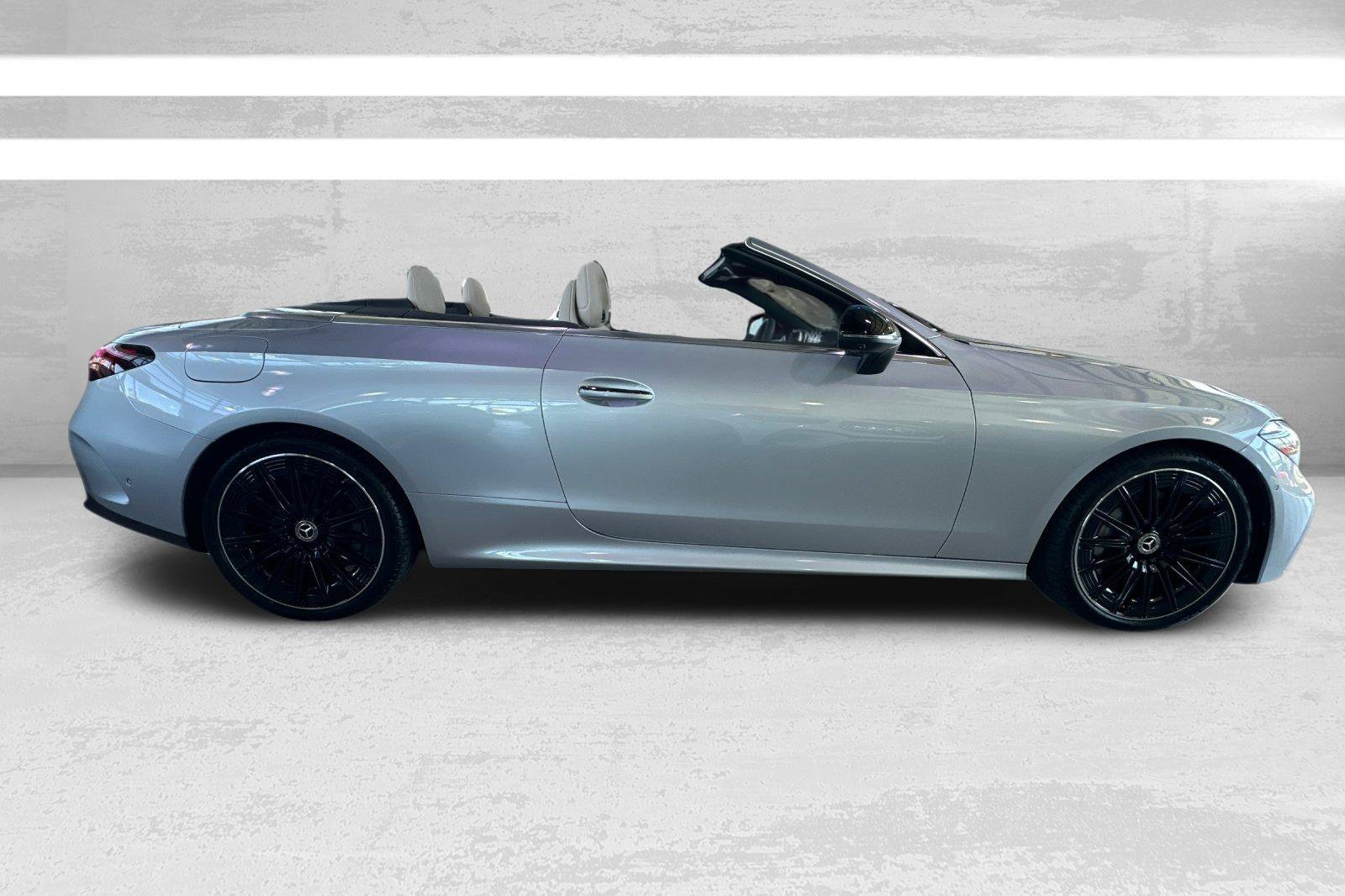New 2027 Silver Mercedes-Benz CLE 450 image 3