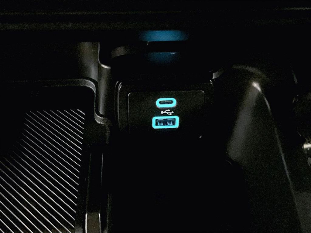 Used 2025 Black Ford Raptor image 28