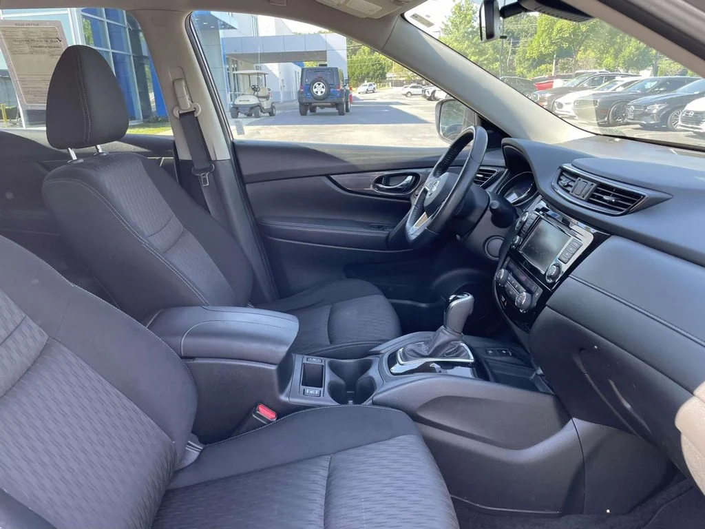 Used 2019 Gun Metallic Nissan SV image 9
