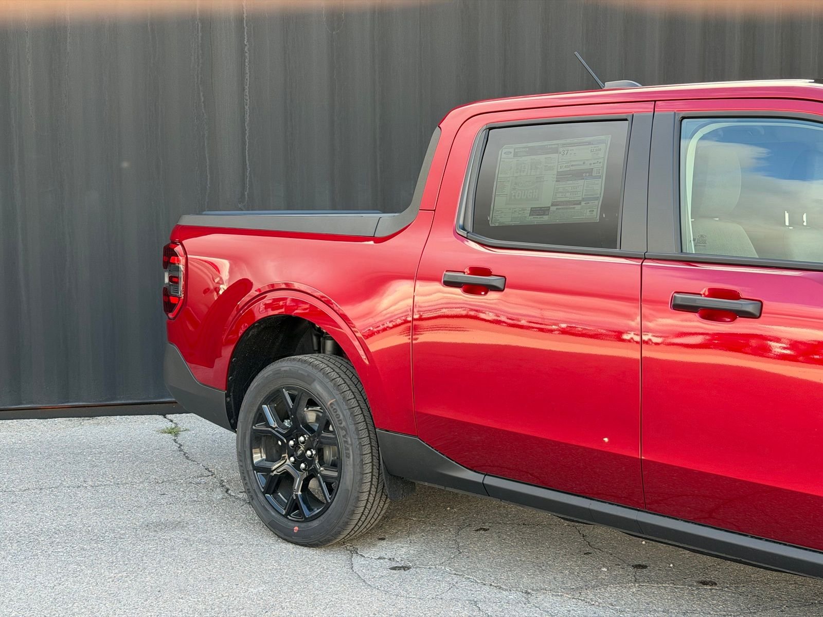 View vehicle photo 5