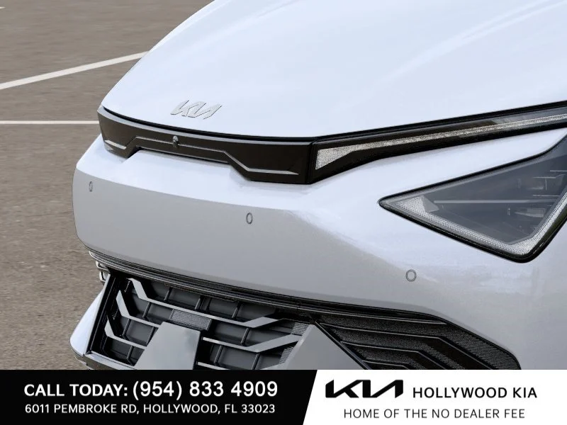 New 2026 White Pearl Kia  image 12