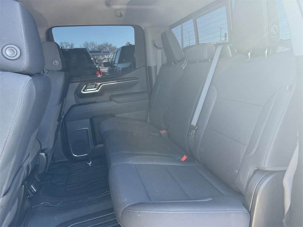 2025 GMC SIERRA - Image 31