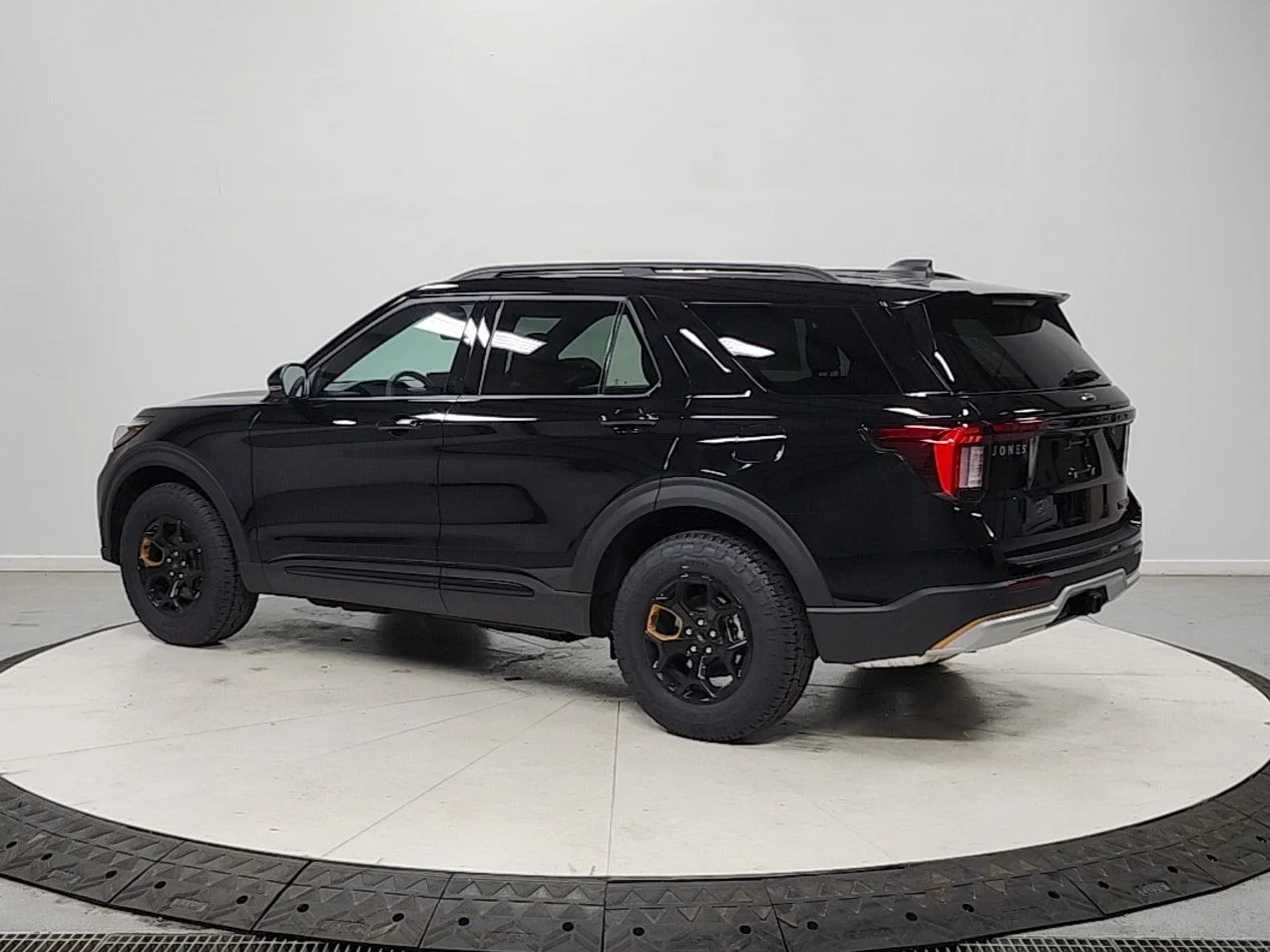 New 2026 Black Ford Tremor image 5