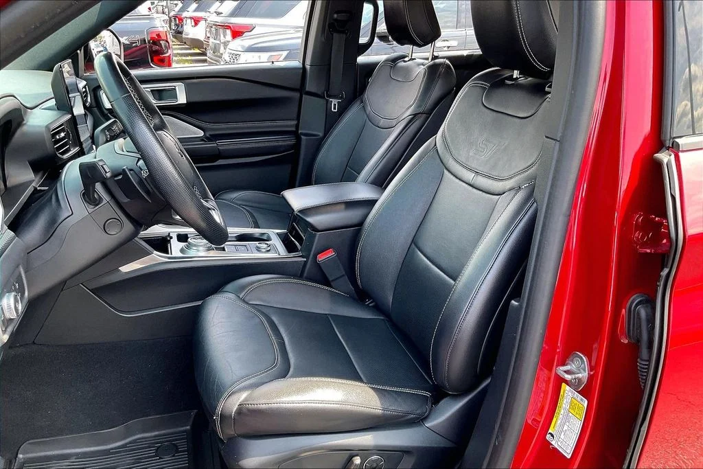 Used 2020 Red Ford ST image 24