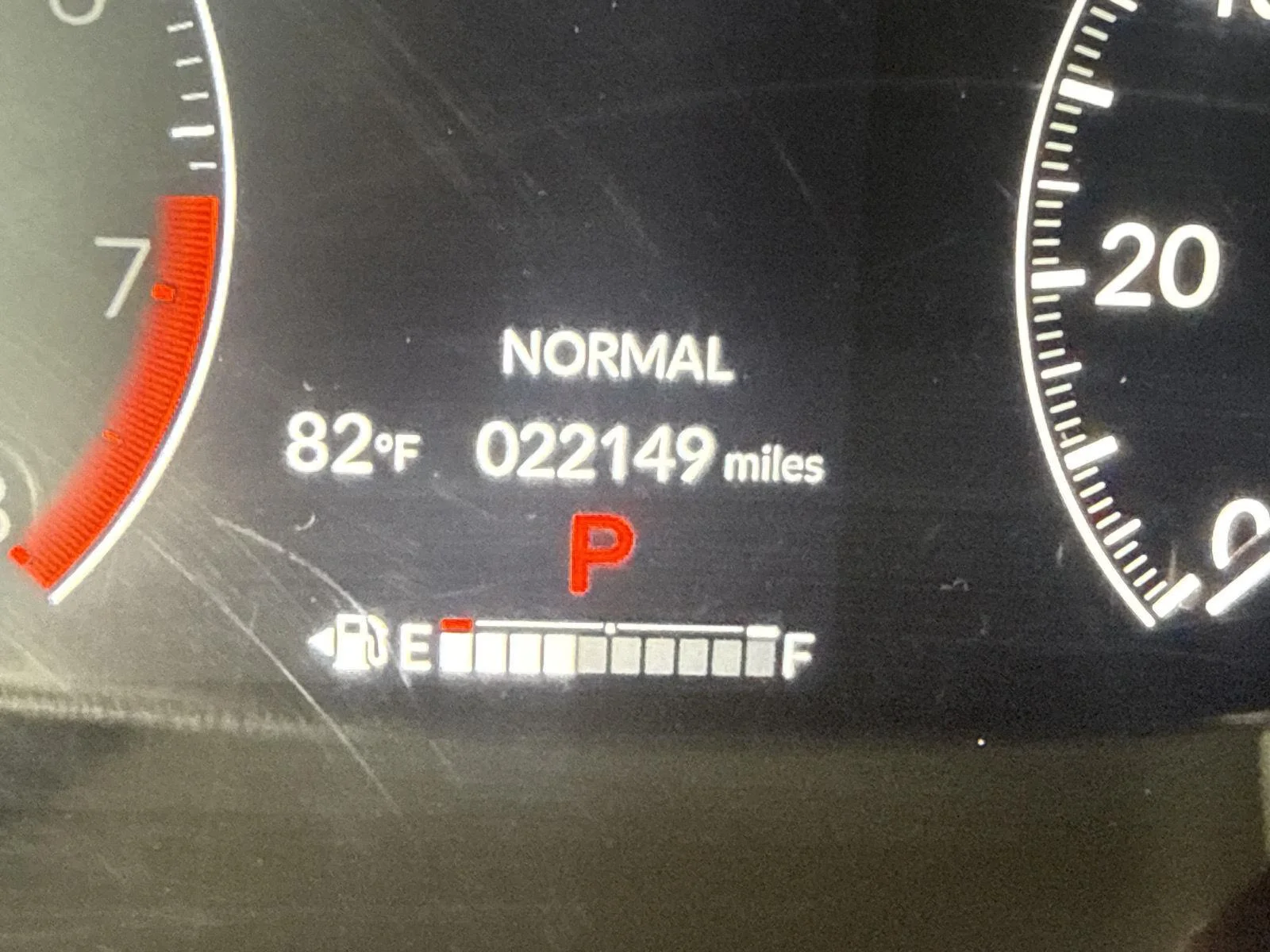 Used 2025 Platinum White Pearl Honda LX image 16