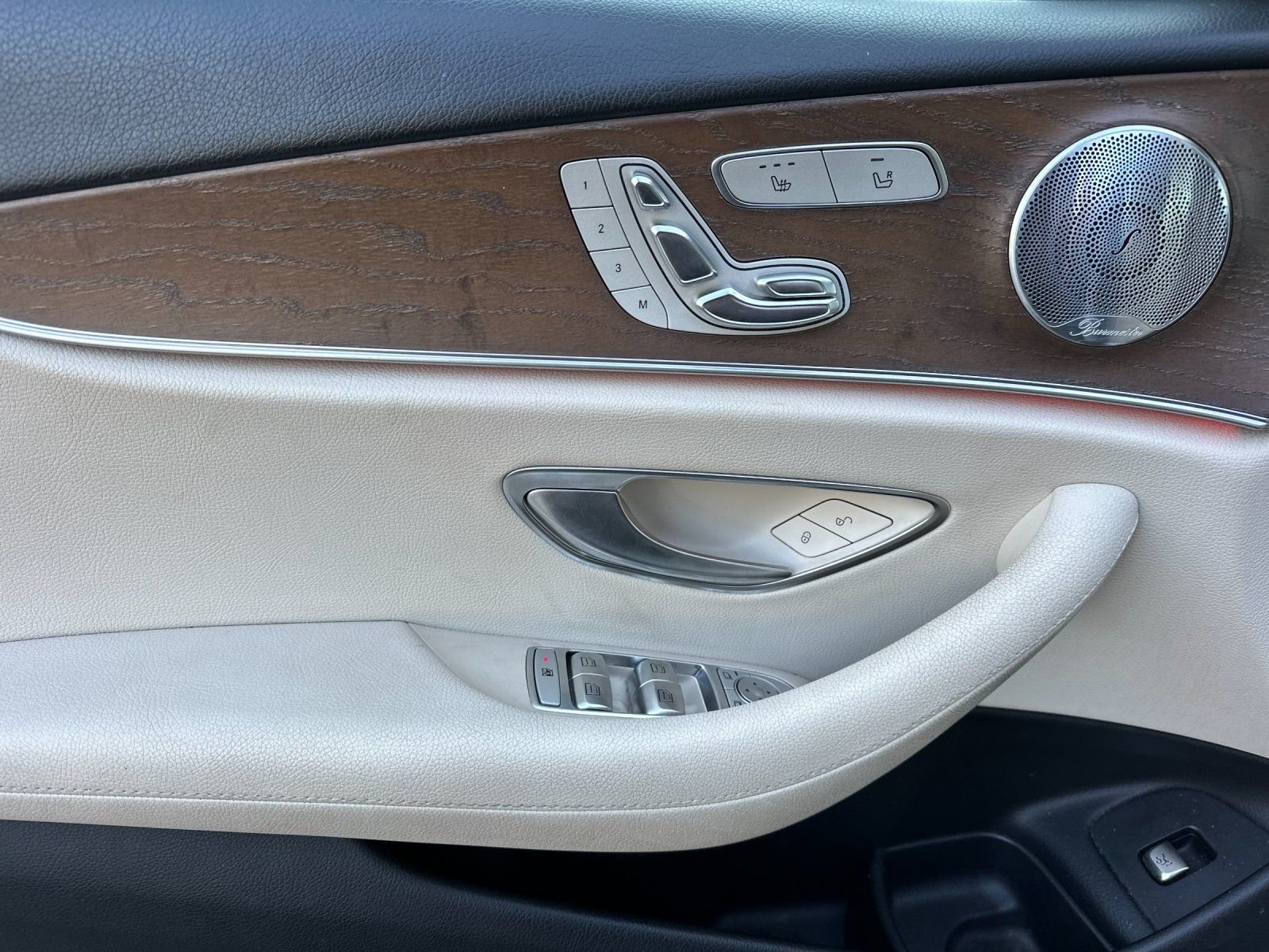 2019 Mercedes-Benz E-Class E300 - Photo 11