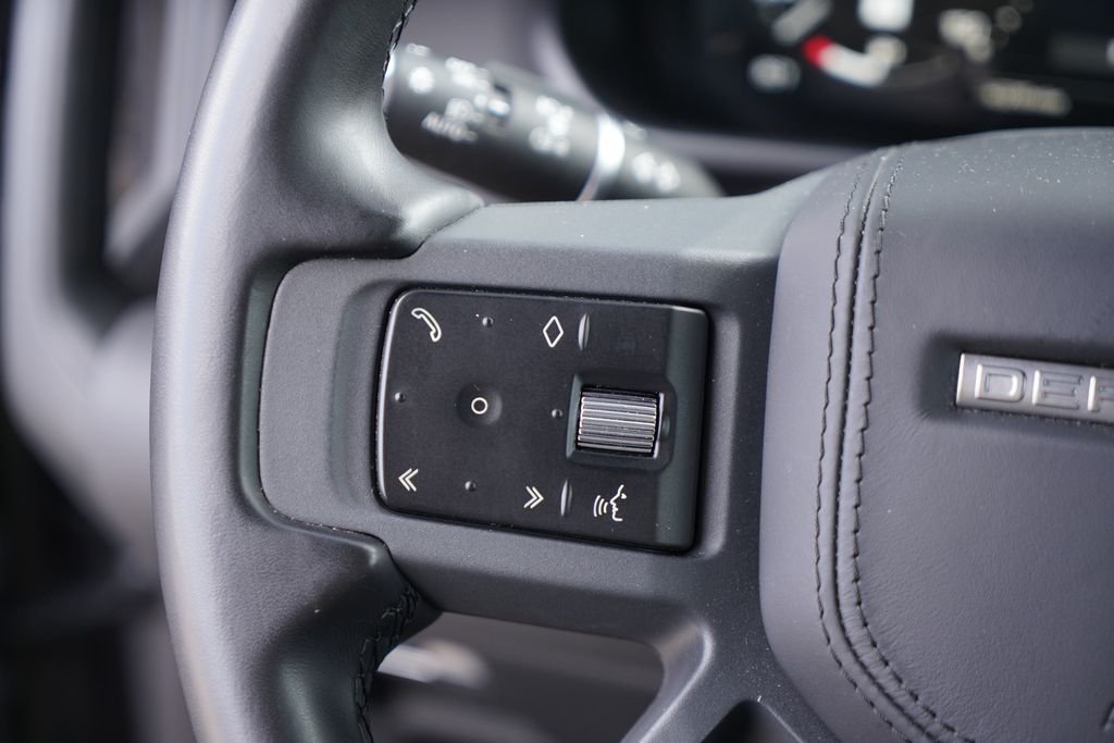 Used 2023 Gray Land Rover X image 13