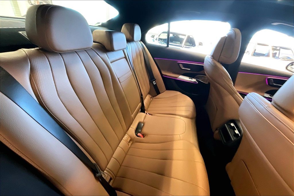 2026 Mercedes-Benz E-Class E350 - Photo 19